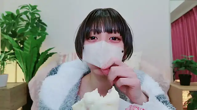 Snapshot of cohaku_329 chatting on February 2025 02:11:02 PM cohaku 329 online show from February 2025 02:11:02 PM