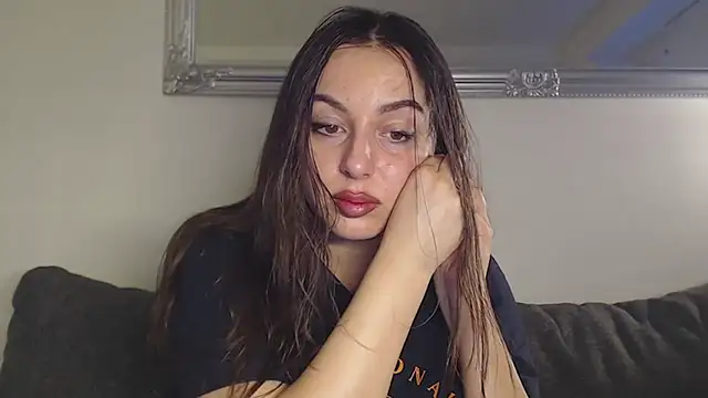 courtneyPerfect online show from December 2024 10:51:02 AM