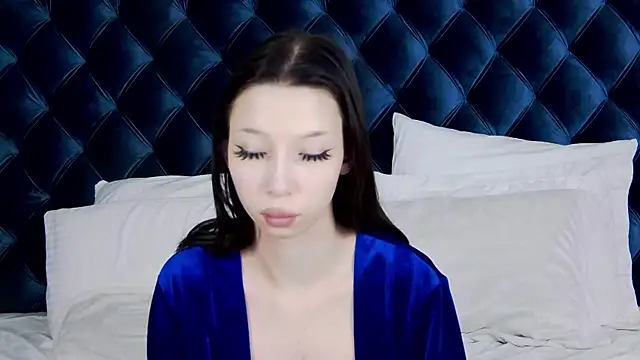 MaliaLandre online show from February 2025 10:44:02 AM