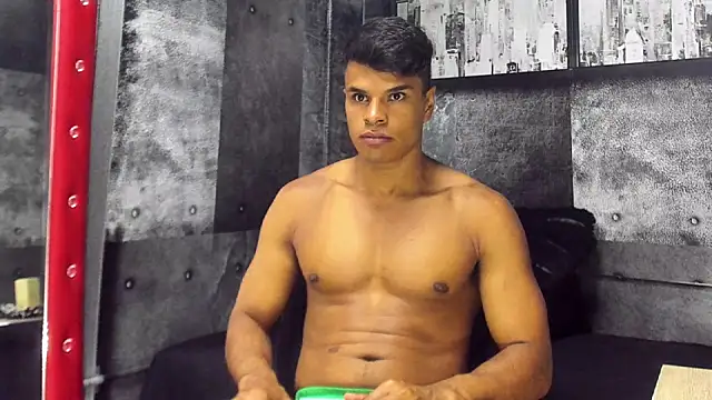 Snapshot of Derek_Lustfordx chatting on March 2025 11:27:02 AM Derek Lustfordx online show from March 2025 11:27:02 AM