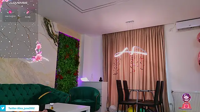 emily bloom online show from March 2025 05:32:01 AM