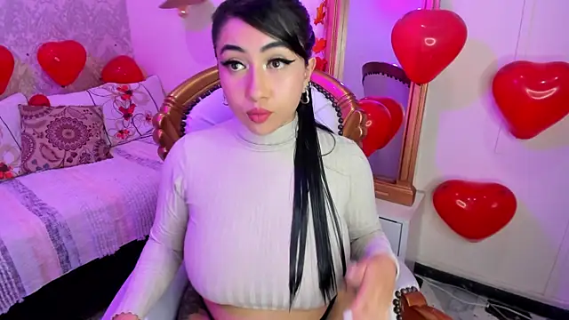 Sexy cristall  online show from February 2025 10:58:01 PM