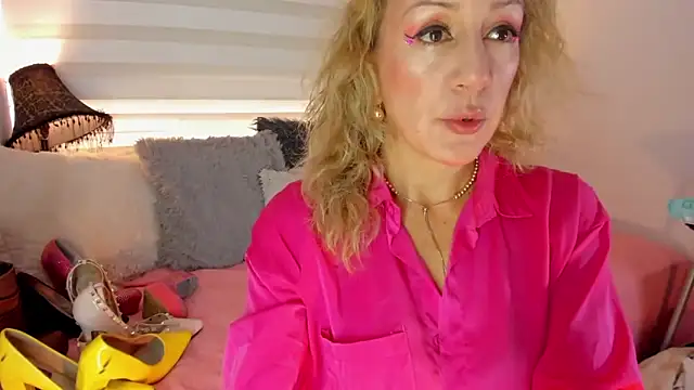 Sammykatt online show from February 2025 03:19:01 PM