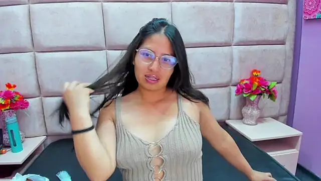 Miaa Smiith  online show from March 2025 02:37:02 AM