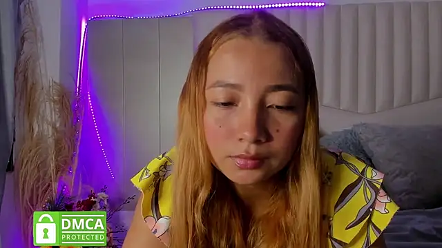 Snapshot of queen_angelique chatting on January 2025 10:01:01 PM queen angelique online show from January 2025 10:01:01 PM