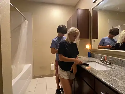 girlfriendmissy online show from March 2025 09:29:01 PM