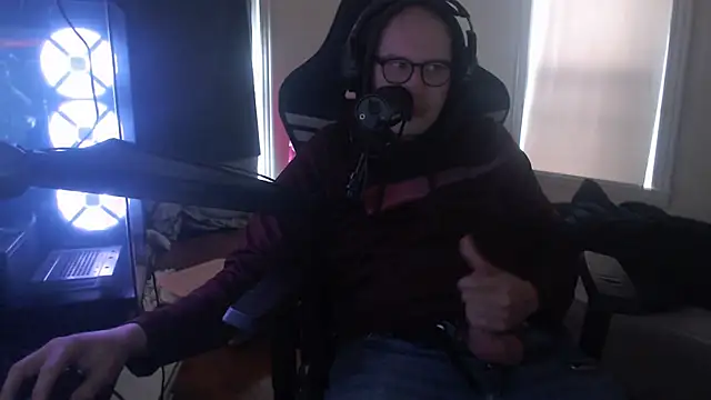 chicostick413 online show from October 2025 02:16:01 PM