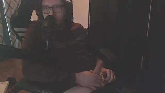 chicostick413 online show from January 2026 07:06:02 PM