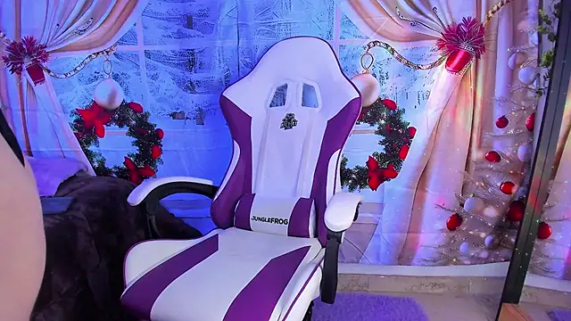 GilaKat online show from December 2024 05:09:02 AM