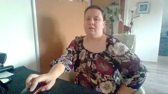 ReifeVenna online show from December 2024 08:02:01 AM