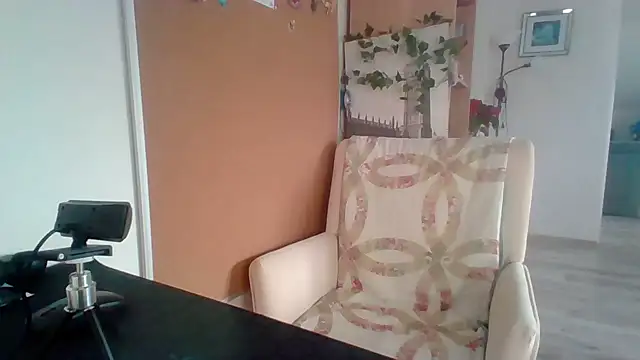 ReifeVenna online show from December 2024 12:34:02 PM