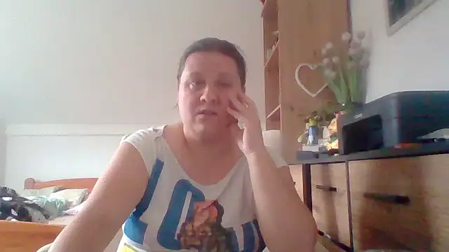 ReifeVenna online show from September 2025 08:49:01 AM