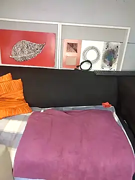 Chocolate factory man online show from January 2025 03:11:02 PM