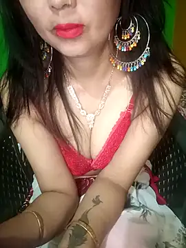 Snapshot of SAXYTannuja chatting on May 2026 06:57:02 PM SAXYTannuja online show from May 2026 06:57:02 PM