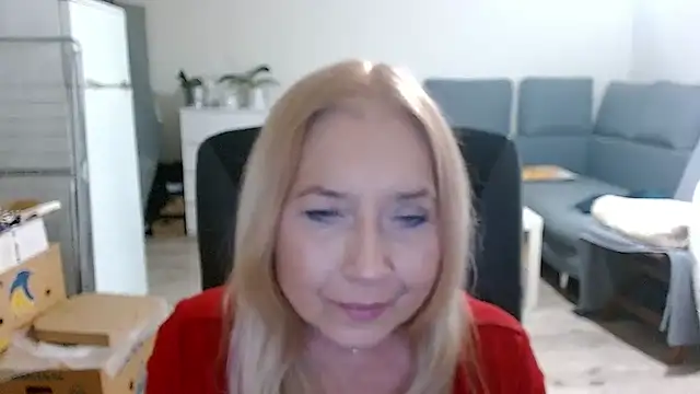 sofia xkiss online show from December 2024 10:53:02 AM