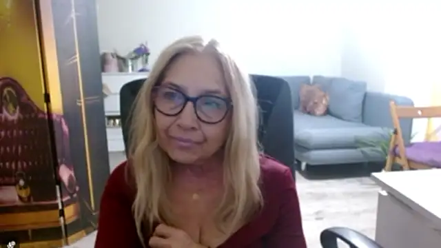 sofia xkiss online show from January 2026 02:55:02 PM