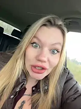 justmila online show from November 2025 12:20:01 PM