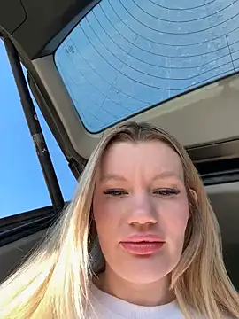 justmila online show from March 2026 11:18:01 AM