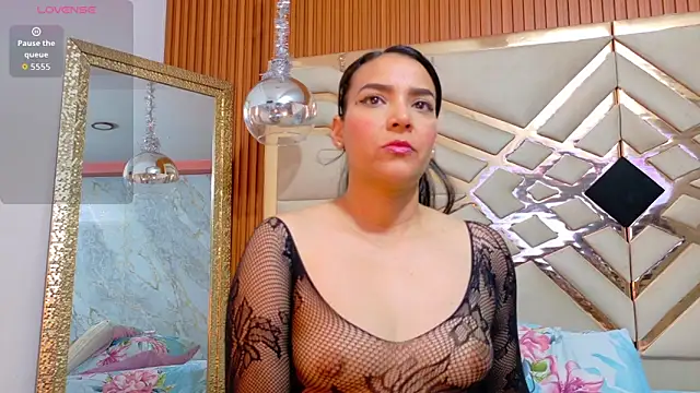 Snapshot of Sluttyandmature chatting on February 2026 01:01:02 PM Sluttyandmature online show from February 2026 01:01:02 PM