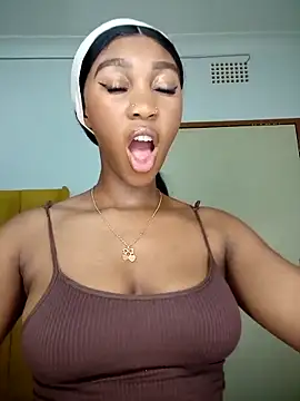 Shria107 online show from September 2025 05:24:01 PM