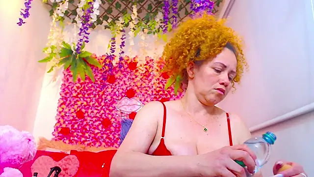 BLONDE SEXYHOT online show from November 2025 04:12:01 AM