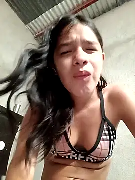 Little Pau Dirty online show from November 2025 02:41:01 PM