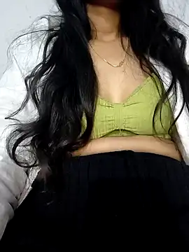 Snapshot of catreena chatting on January 2025 10:02:01 PM catreena online show from January 2025 10:02:01 PM