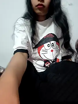 Snapshot of catreena chatting on January 2025 07:00:02 PM catreena online show from January 2025 07:00:02 PM
