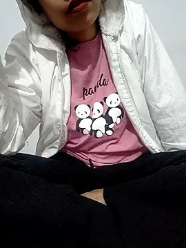 catreena online show from November 2025 07:04:02 PM