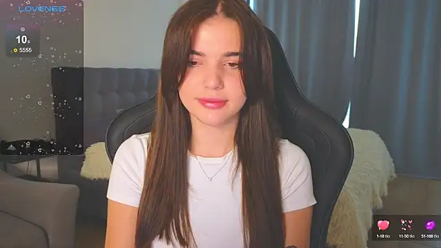 adrianawow1 online show from October 2025 03:38:01 AM