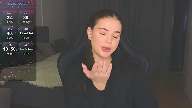 adrianawow1 online show from October 2025 01:28:01 AM