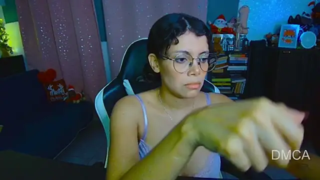 Drea Foox online show from December 2025 03:25:02 AM