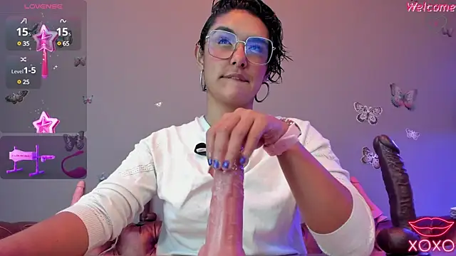 Snapshot of Kaira_mosse chatting on January 2025 12:04:02 PM Kaira mosse online show from January 2025 12:04:02 PM
