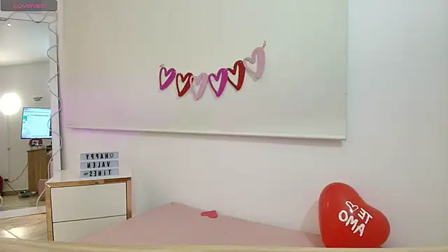 Brendda tay online show from February 2025 03:31:02 AM