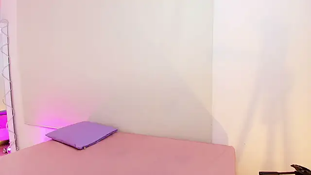 Brendda tay online show from February 2025 09:43:02 AM