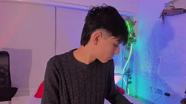 Snapshot of alexandersawyer chatting on October 2025 04:31:02 AM alexandersawyer online show from October 2025 04:31:02 AM