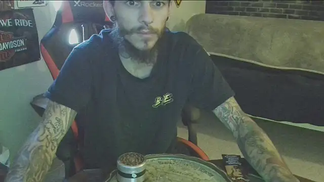 XMeF10 online show from March 2025 09:01:01 PM