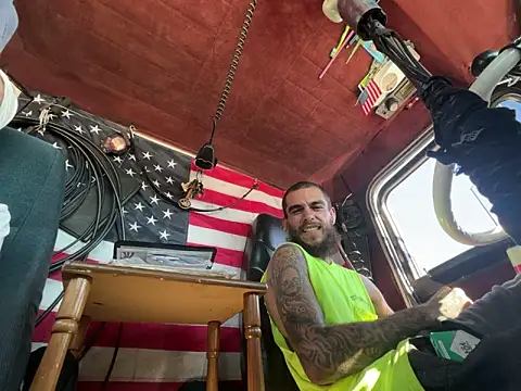 XMeF10 online show from September 2025 08:00:02 PM