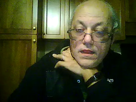Snapshot of gianbragallini chatting on October 2025 12:00:01 AM gianbragallini online show from October 2025 12:00:01 AM