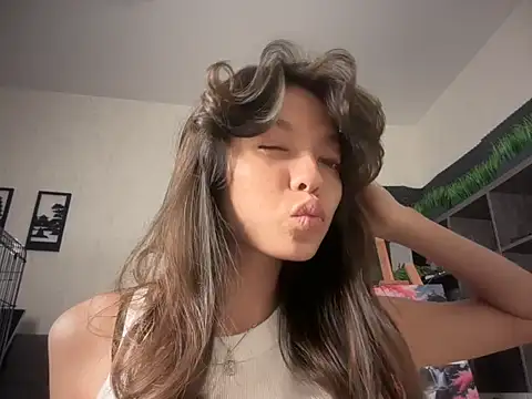 DesiredHoney online show from September 2025 05:51:02 PM