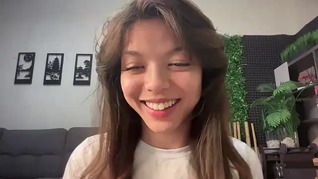 DesiredHoney online show from October 2025 04:38:02 PM