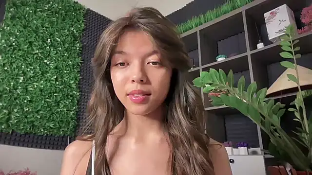 DesiredHoney online show from October 2025 03:43:01 PM