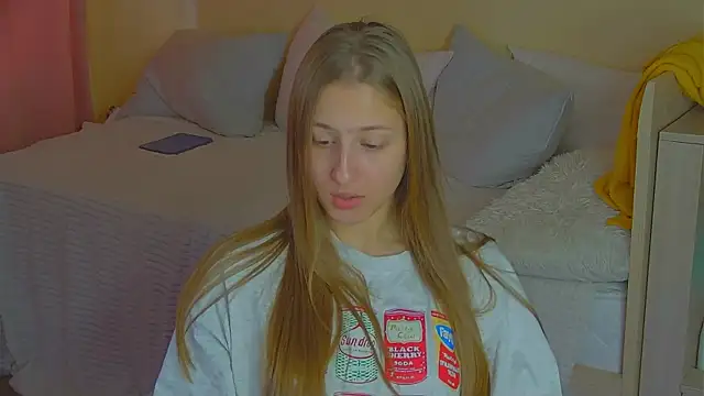 BritneyCruze online show from October 2025 12:37:01 PM