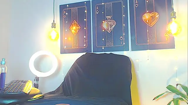 daimond hope666 online show from February 2025 08:38:02 PM