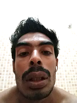 Snapshot of Cute_boleh chatting on November 2025 03:35:01 PM Cute boleh online show from November 2025 03:35:01 PM