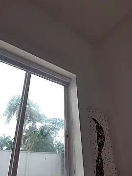 Alicia barbie online show from February 2025 01:25:01 PM