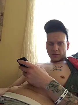 Snapshot of jaycummzinjpussy chatting on February 2025 05:03:02 PM jaycummzinjpussy online show from February 2025 05:03:02 PM