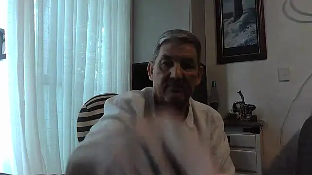 ChunkyMonkey007 online show from January 2025 08:00:01 PM