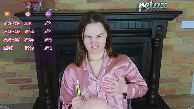 Snapshot of Ellie_Sunset chatting on April 2026 08:30:02 AM Ellie Sunset online show from April 2026 08:30:02 AM