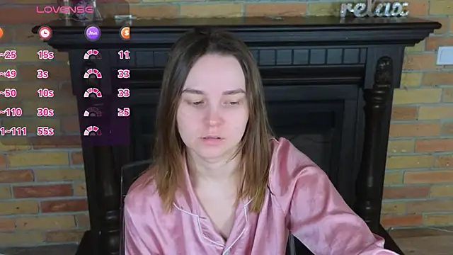 Snapshot of Ellie_Sunset chatting on April 2026 06:50:01 AM Ellie Sunset online show from April 2026 06:50:01 AM